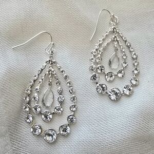 Elegant Silver Crystal Drop Earrings